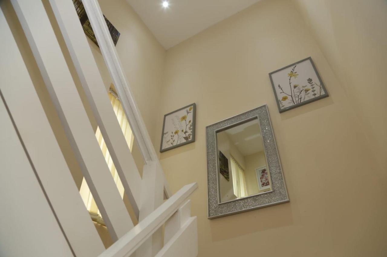 Erith A A Guest Rooms Thamesmead المظهر الخارجي الصورة