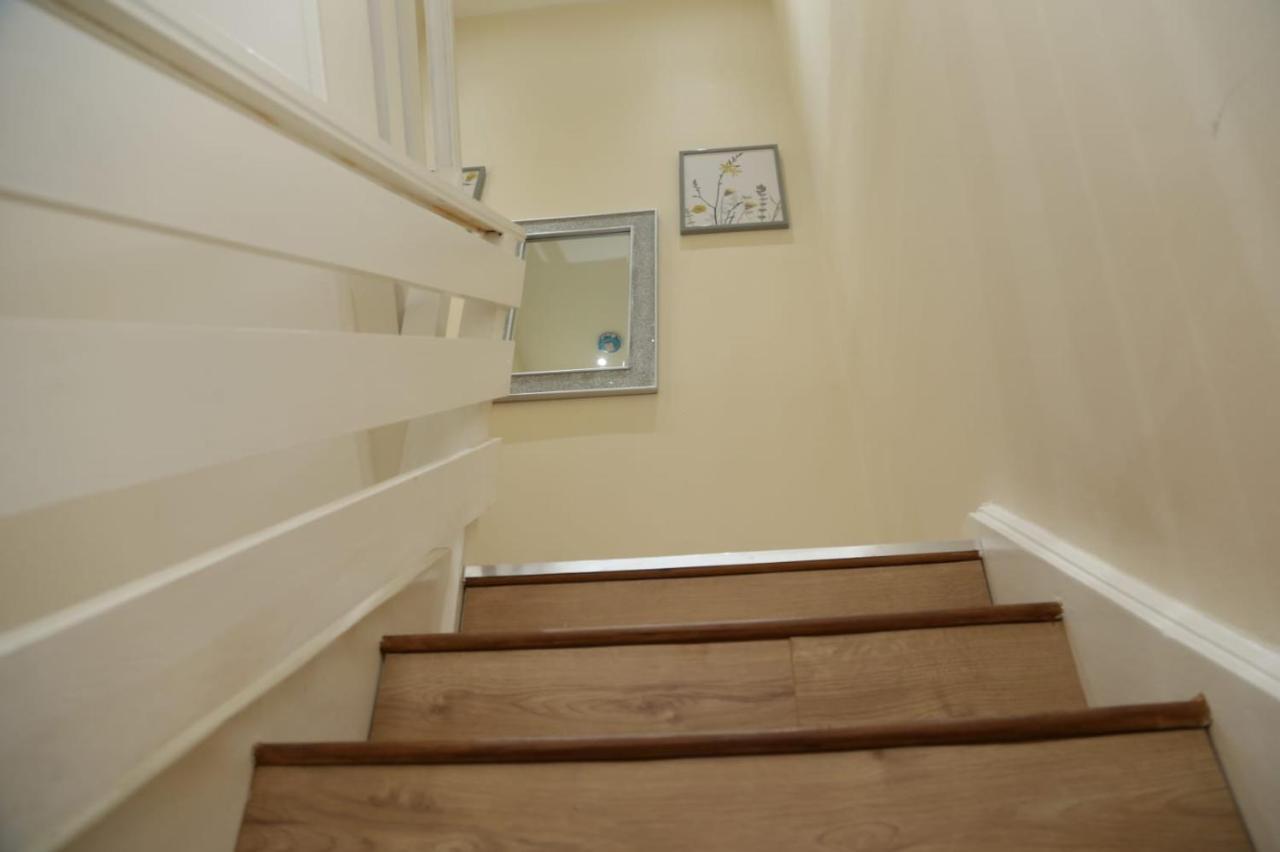 Erith A A Guest Rooms Thamesmead المظهر الخارجي الصورة
