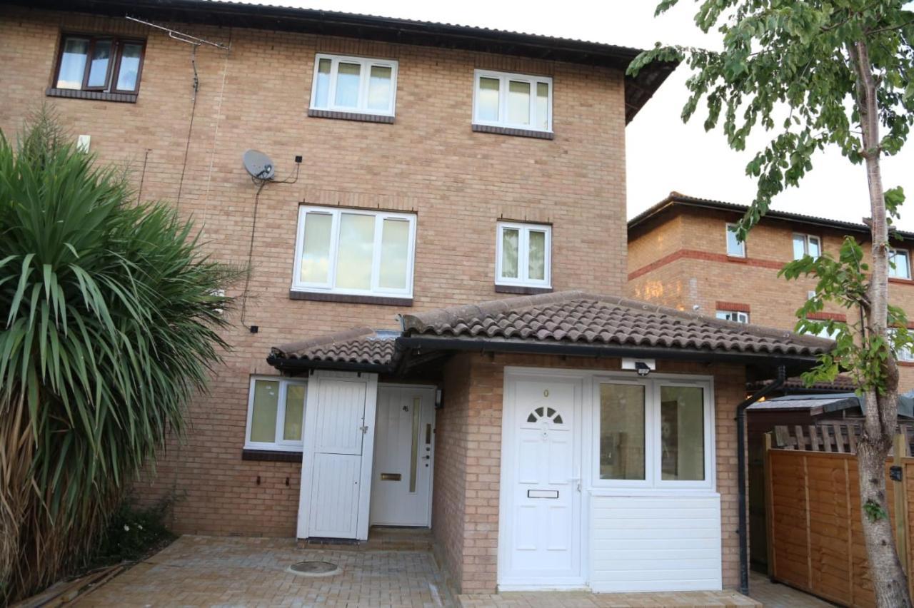 Erith A A Guest Rooms Thamesmead المظهر الخارجي الصورة