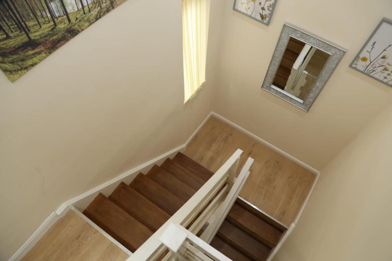 Erith A A Guest Rooms Thamesmead المظهر الخارجي الصورة