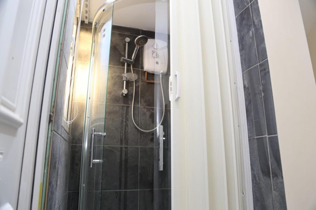 Erith A A Guest Rooms Thamesmead المظهر الخارجي الصورة