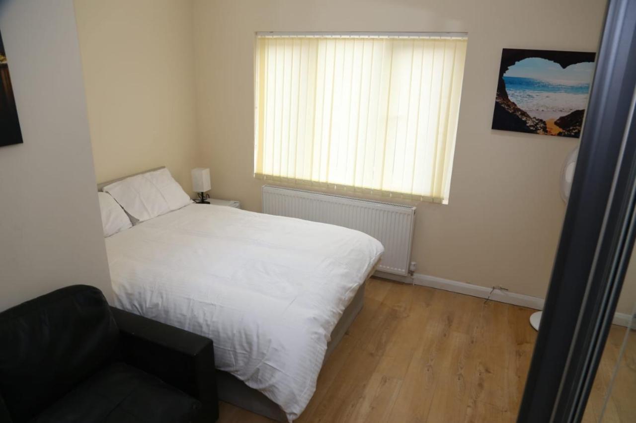 Erith A A Guest Rooms Thamesmead المظهر الخارجي الصورة